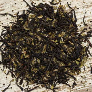 We love spearmint and make sure this ingredient is over-the-top when we blend this undeniably flavorful tea. We take our English Breakfast, give it a blackberry twist and smother it with fresh spearmint.
Try this wonderful combination hot or over ice!